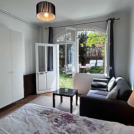 Superbe Dans Avec Entree Independante Clamart