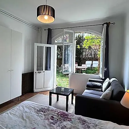 Superbe Dans Avec Entree Independante Clamart