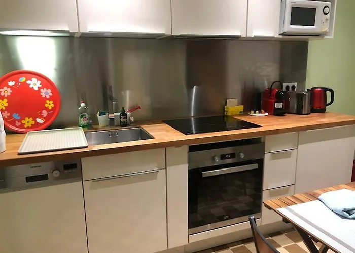 Superbe Dans Avec Entree Independante Кламар